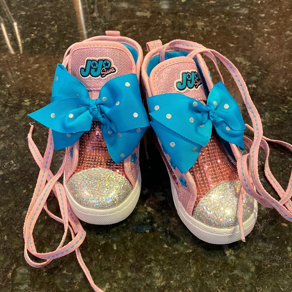 Jojo Siwa High Tops Sneakers New size 10 Little Girls